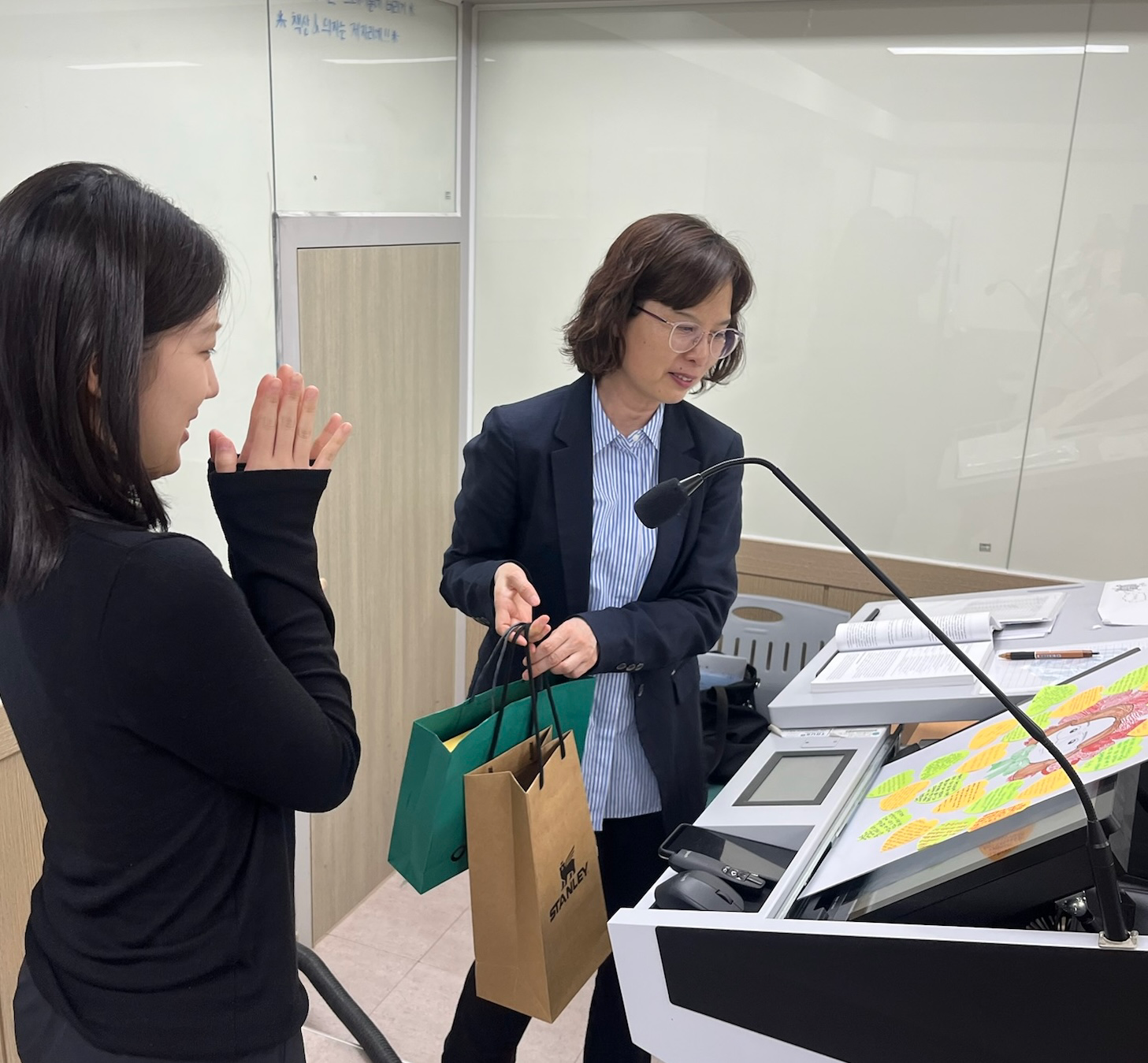 2025 스승의 날 대표이미지